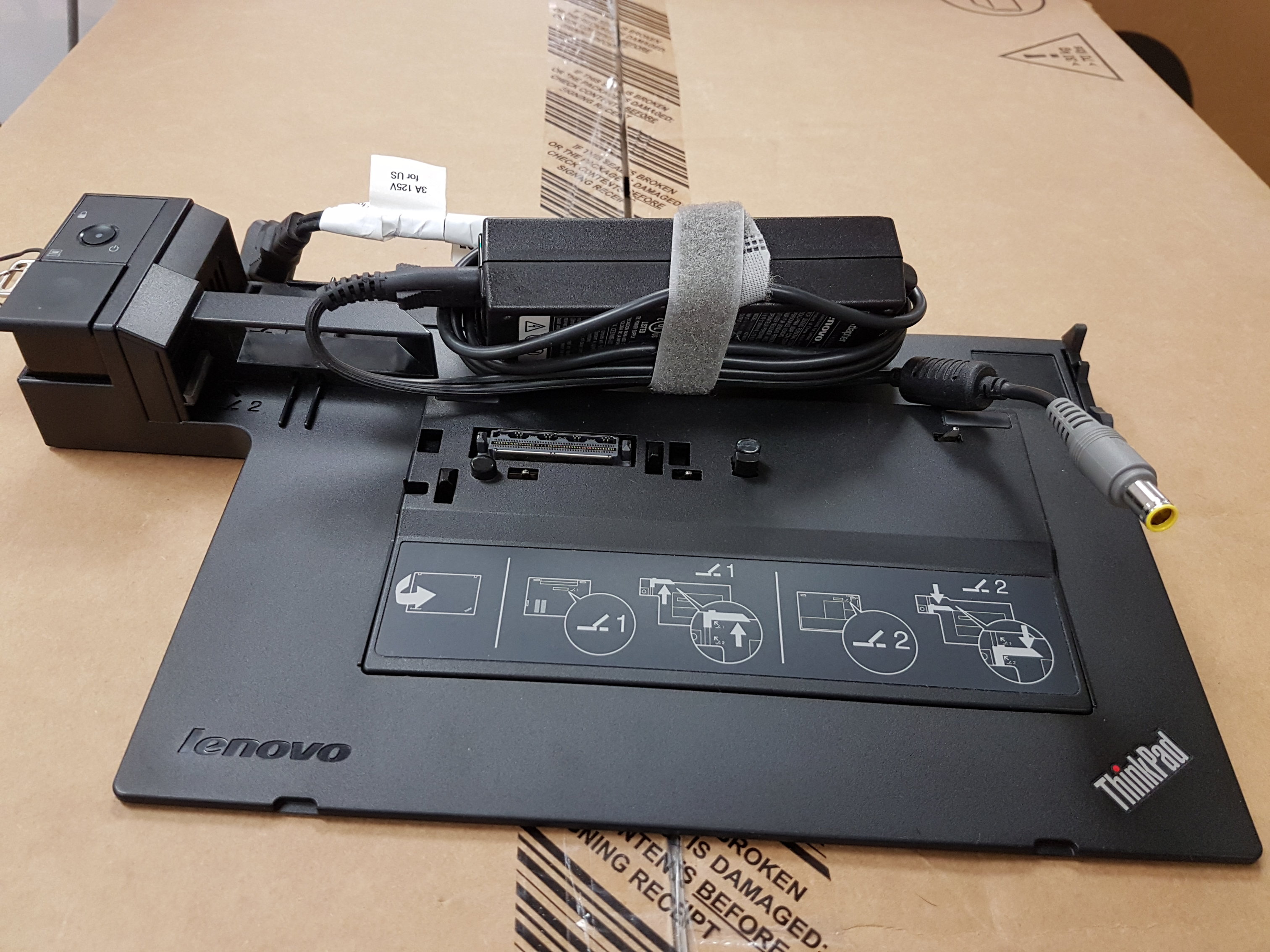 Lenovo ThinkPad Plus 3 Series Mini Dock Station - Type 433